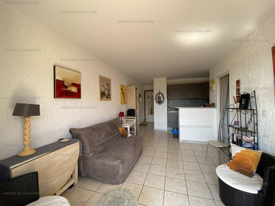 Appartement avec balcon, proche commerces et plages - FR-1-100-309 Apartment in Cavalaire-sur-Mer