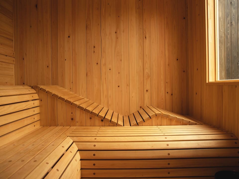 Sauna, Steam room