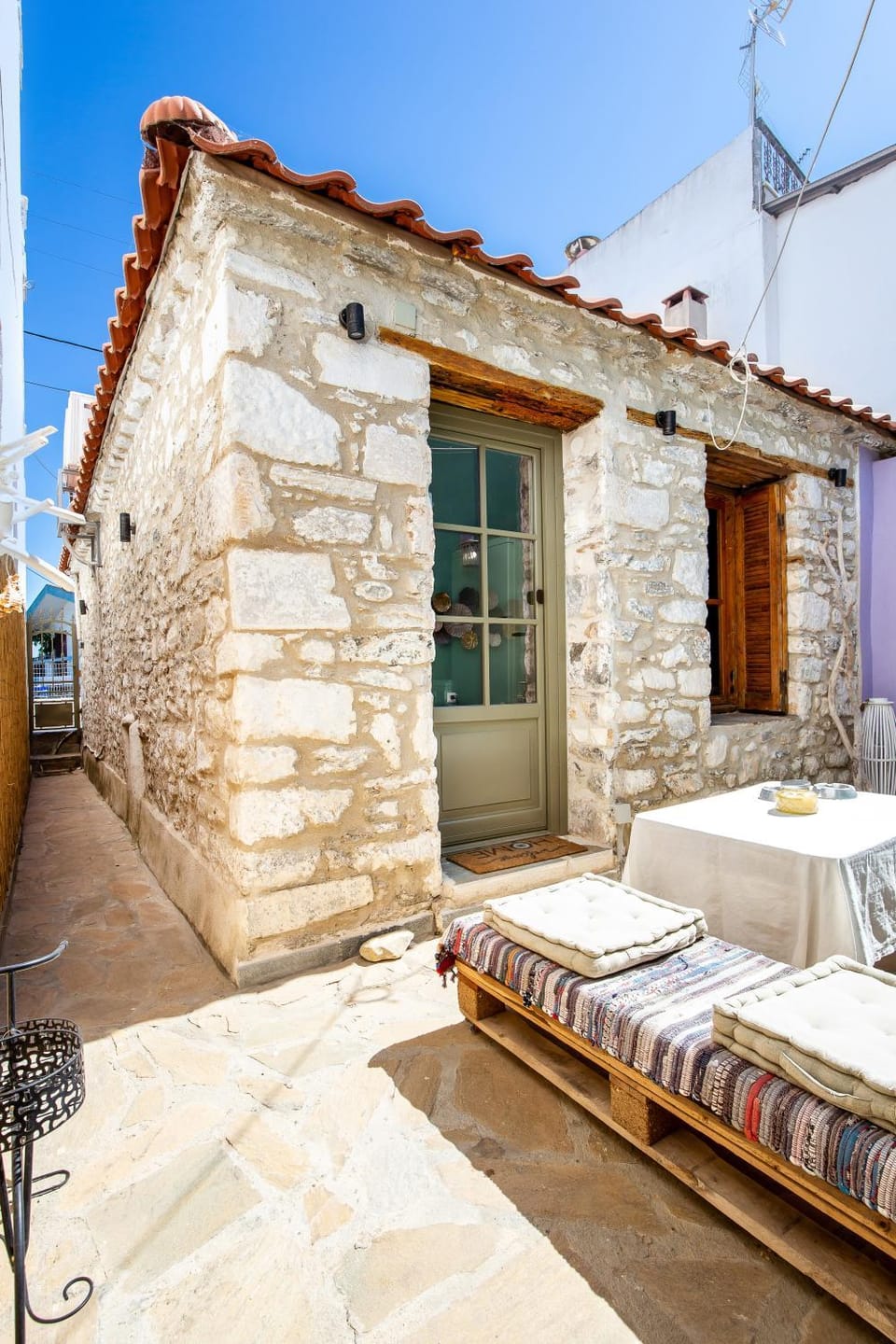 Patio, Day