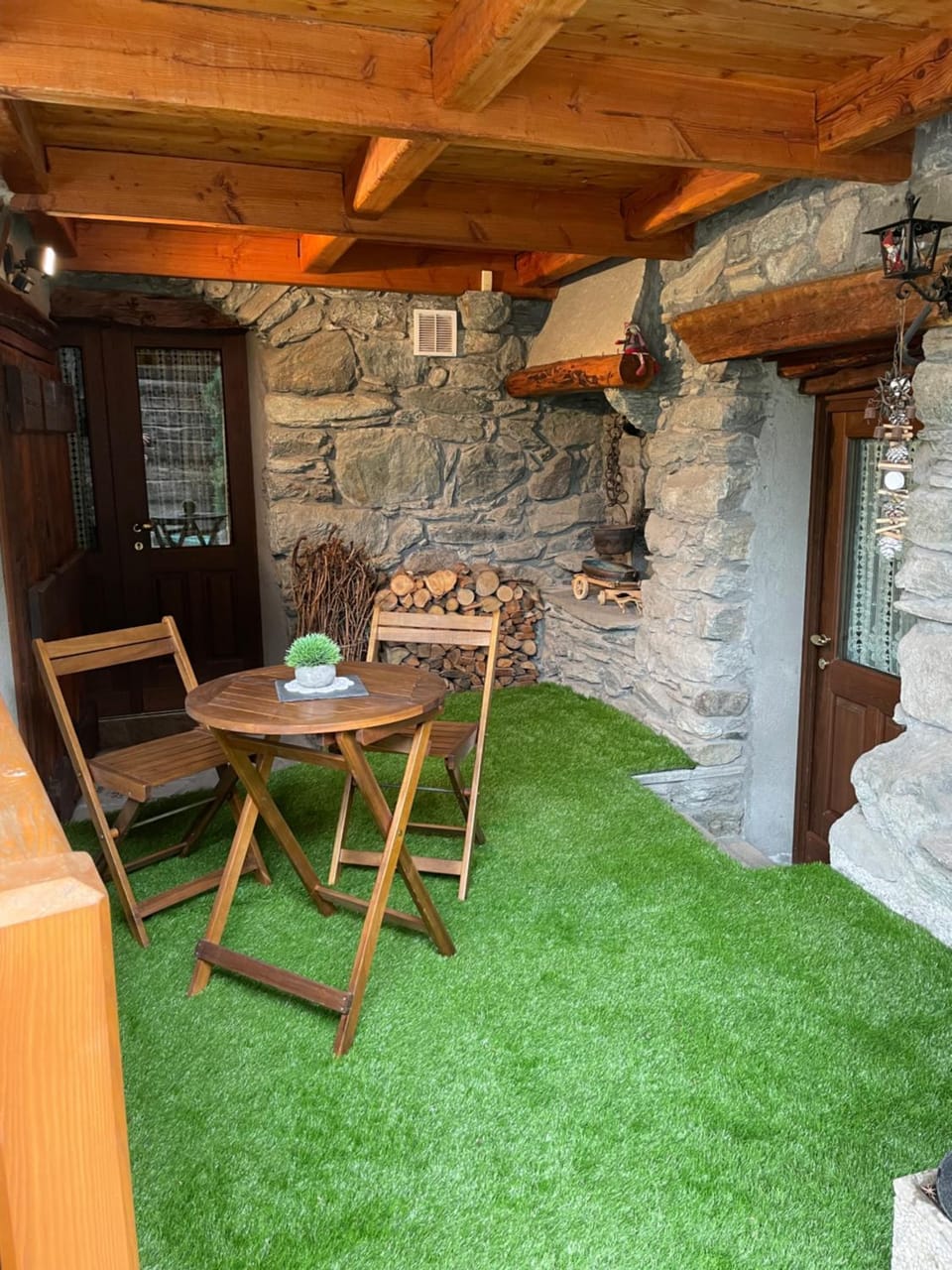 I.P.G. 1822 Alpine Home Apartment in Valtournenche