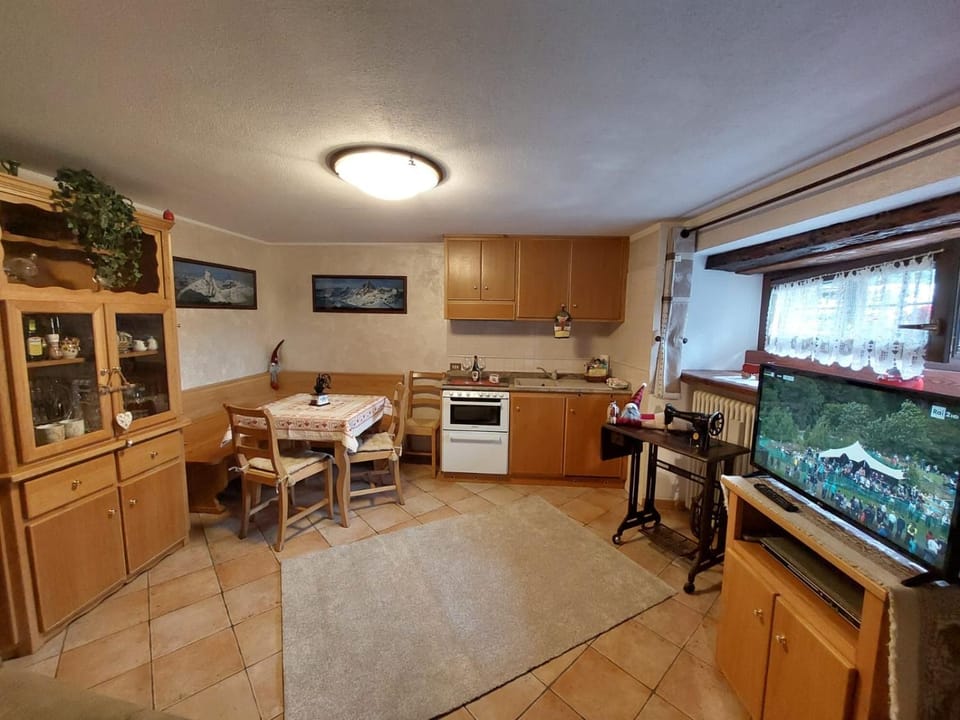 I.P.G. 1822 Alpine Home Apartment in Valtournenche