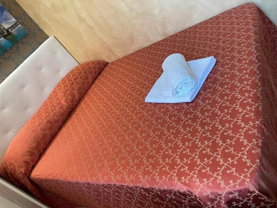 Mille Guest HOUSE Bed and Breakfast in Rome