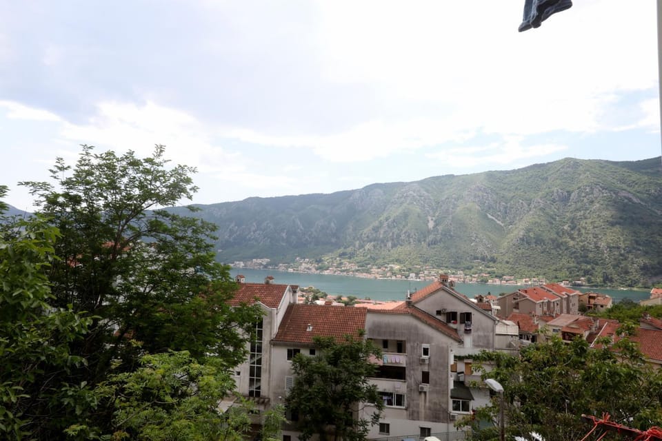 Nearby landmark, Day, Natural landscape, City view, Mountain view, Sea view
