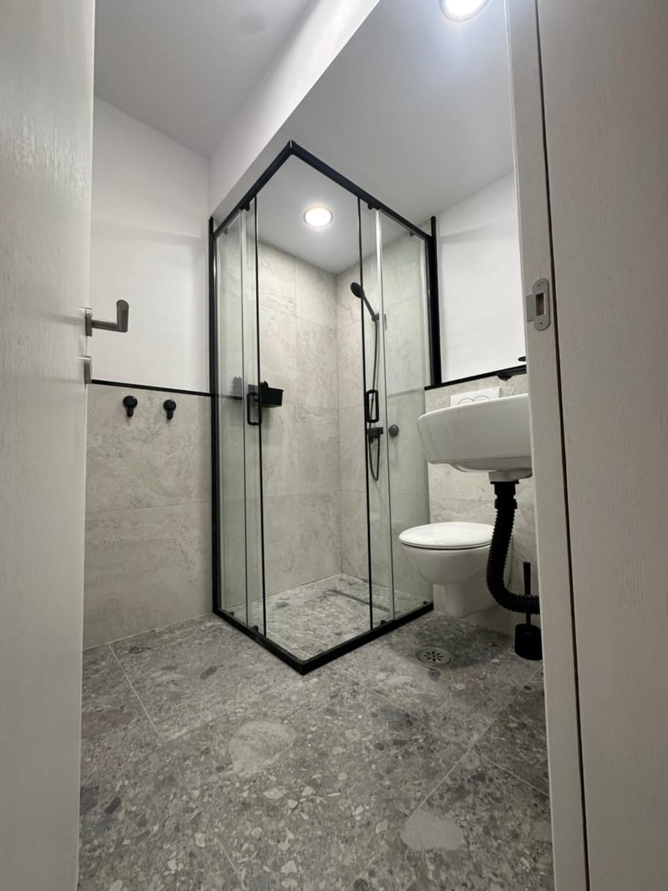 Shower, Bathroom, washing machine