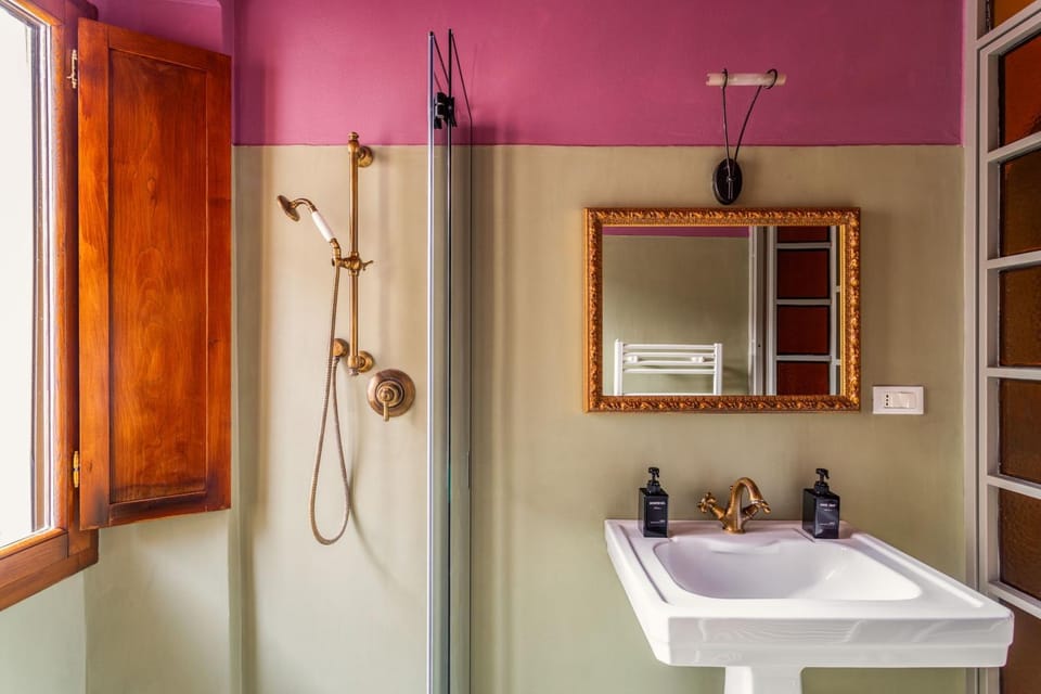 Shower, Bathroom