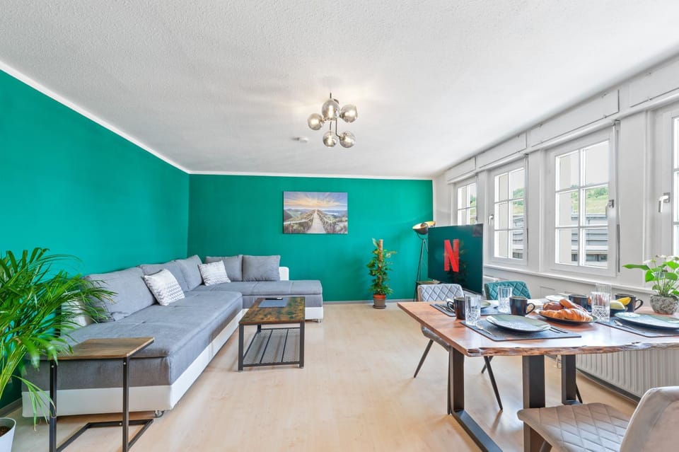 Living room, Seating area, Dining area