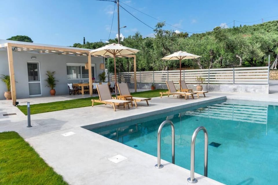 Villa Estia Villa in Alikanas
