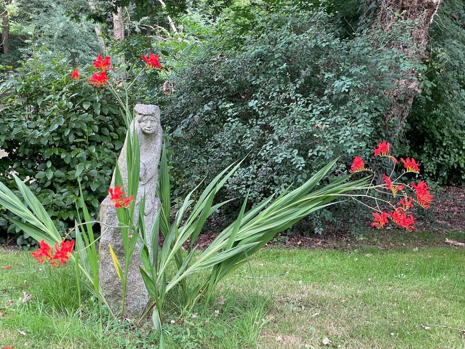 Garden, Garden view