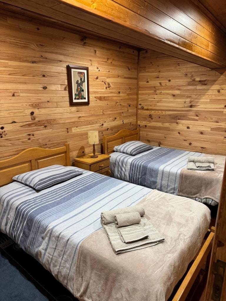 Bed, View (from property/room), Other, Photo of the whole room, Decorative detail, Bedroom, Guests, children, young children, internet, locker, towels, towels, air conditioner