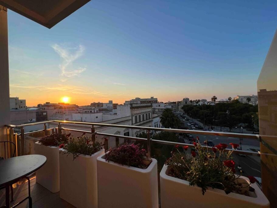 View (from property/room), Balcony/Terrace, Sunset