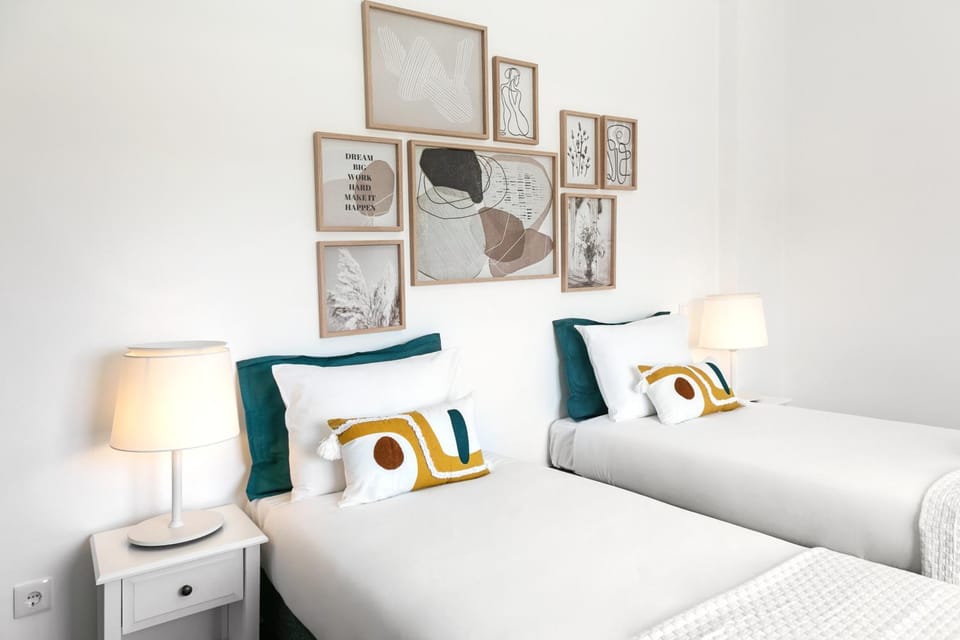 Bed, Decorative detail, Bedroom