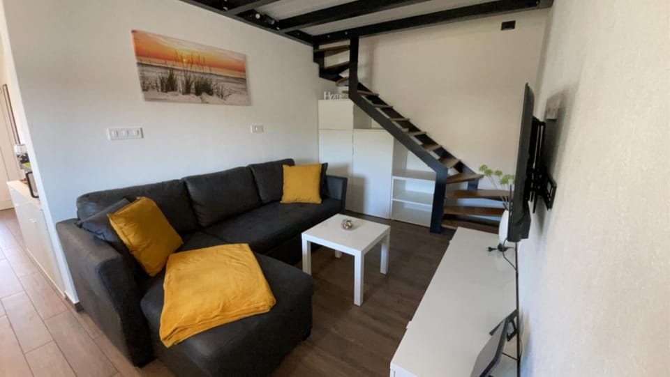 TV and multimedia, Living room, wardrobe