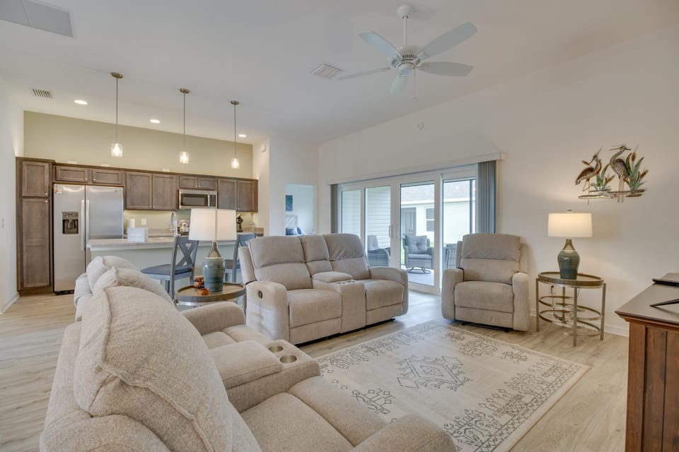 Pool Access: Sleek Home in The Villages w/ Lanai House in Wildwood