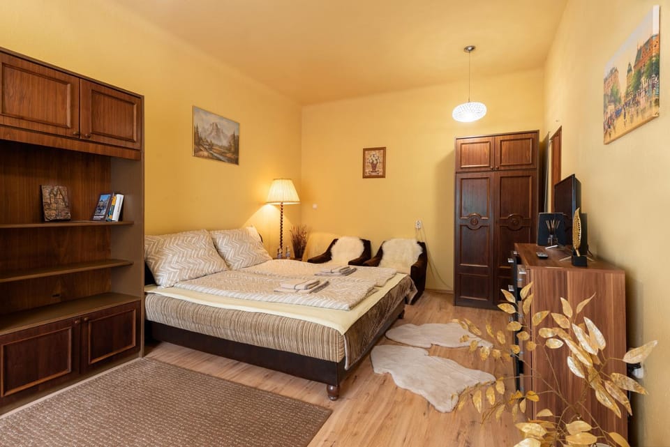 Bed, Photo of the whole room, Bedroom, wardrobe