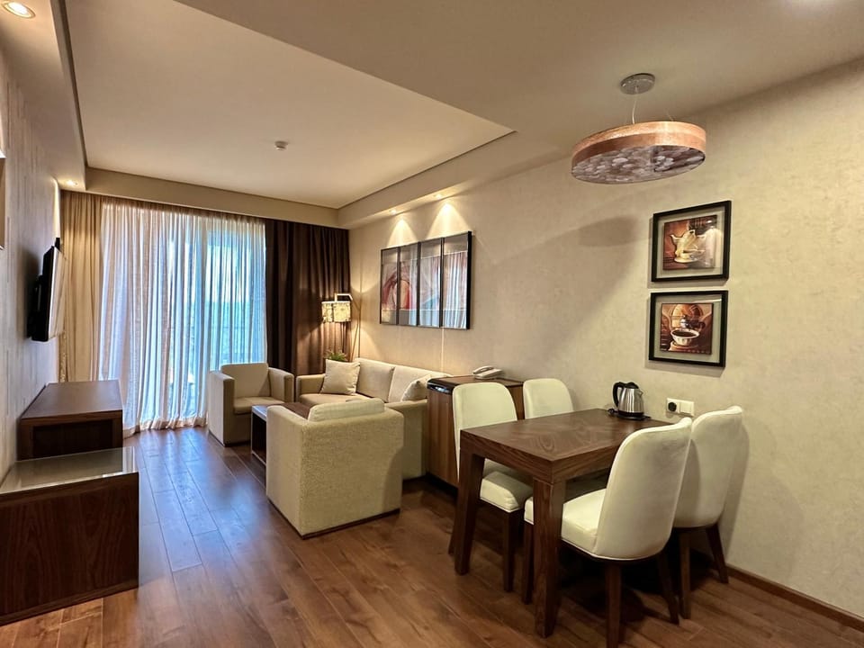 TV and multimedia, Living room, Photo of the whole room, Seating area