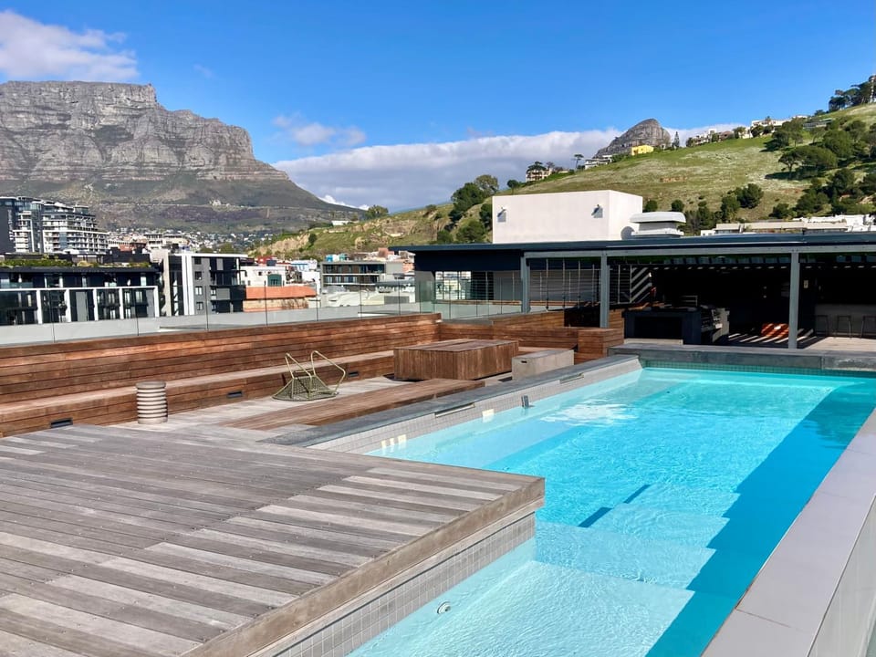 Natural landscape, Mountain view, Pool view, Swimming pool, sunbed