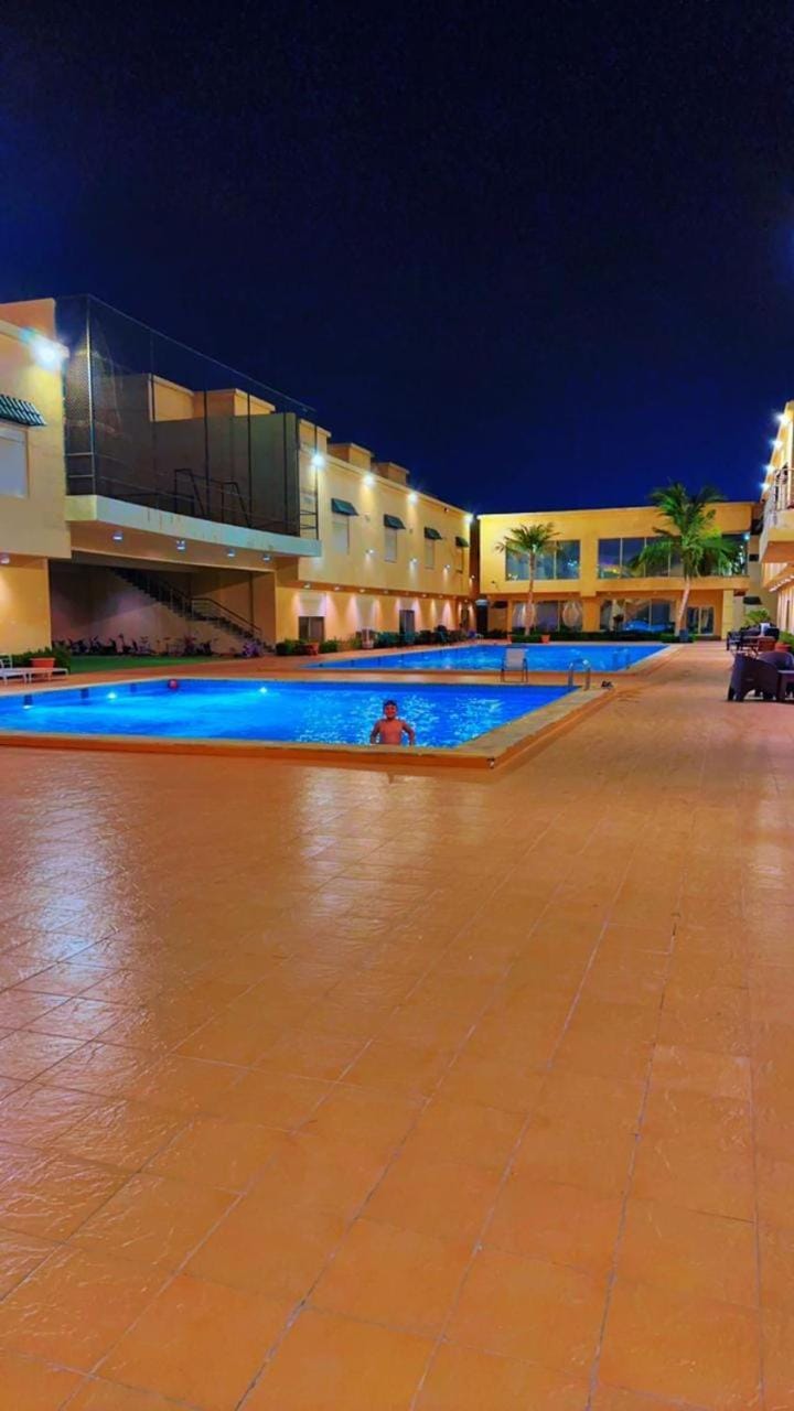 Property building, Swimming pool