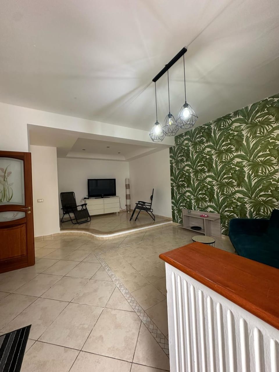 Communal lounge/ TV room, TV and multimedia, Living room, Seating area, Evening entertainment