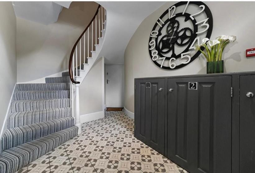 119 Flat 2 Northgate st - Stylish one bedroom apartment set within walking distance to town, spacious living space with public car park close by Apartment in Bury Saint Edmunds