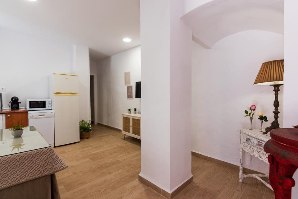 TV and multimedia, Living room, Dining area