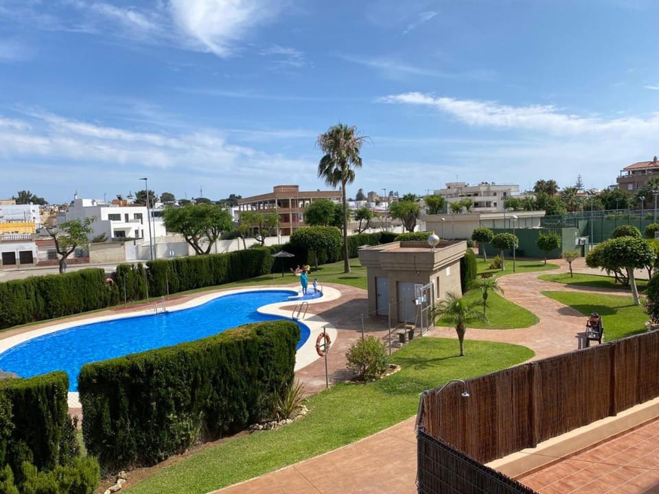 Garden, Garden view, Pool view, Swimming pool