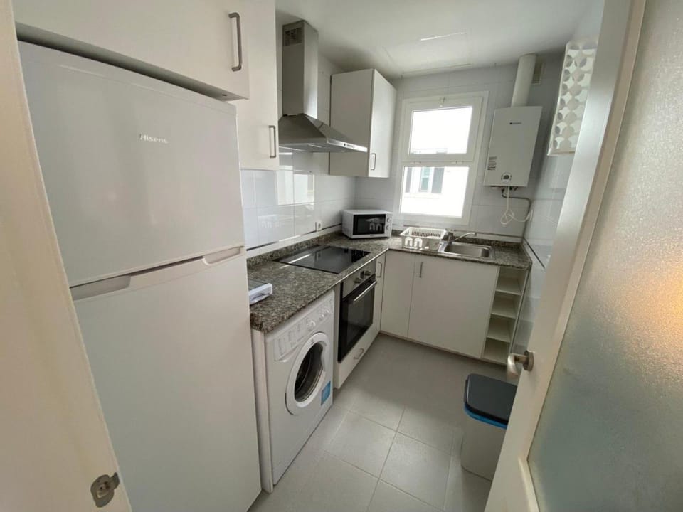 Kitchen or kitchenette, minibar, pet friendly, toaster, washing machine