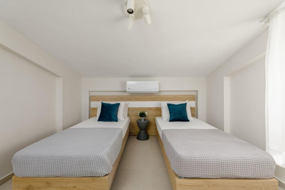 V Luxury Apartments with Pool Apartment hotel in Halkidiki