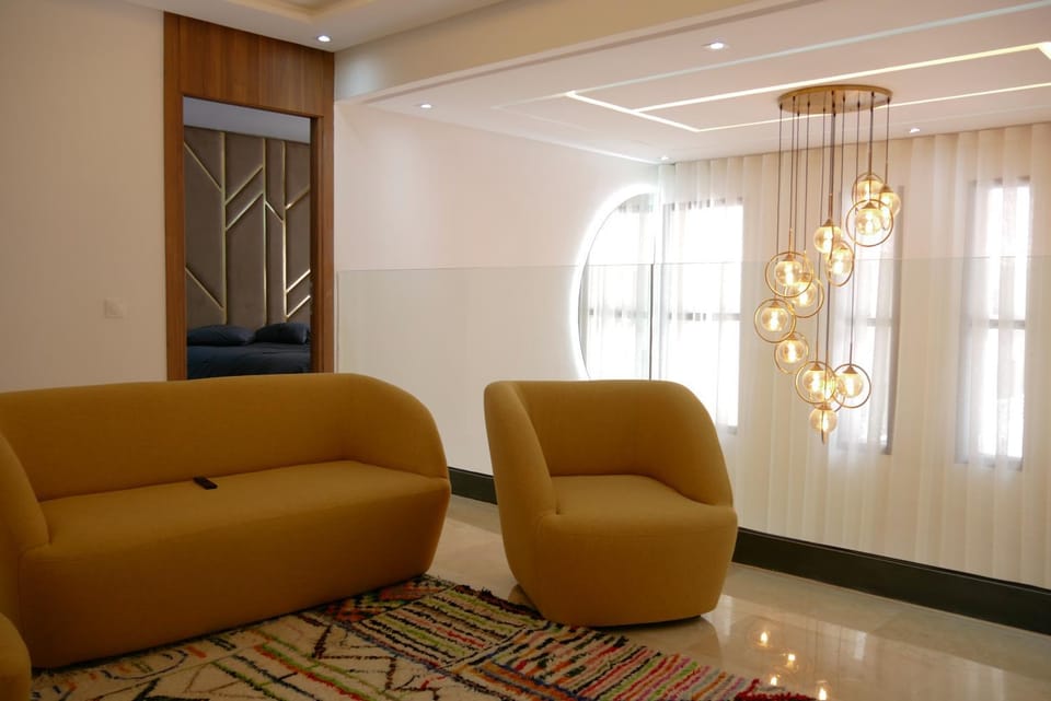 Living room, Seating area