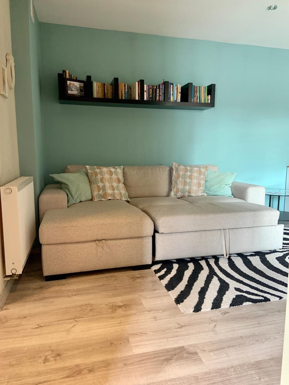 Library, Living room