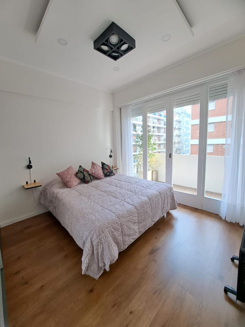 Bed, Balcony/Terrace, Bedroom