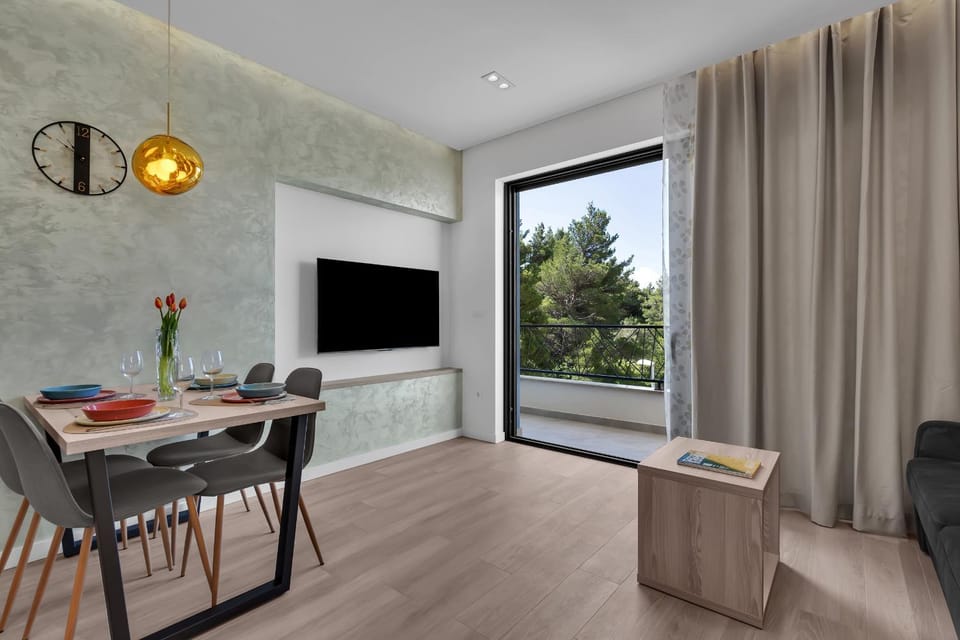Lovre Apartment in Makarska