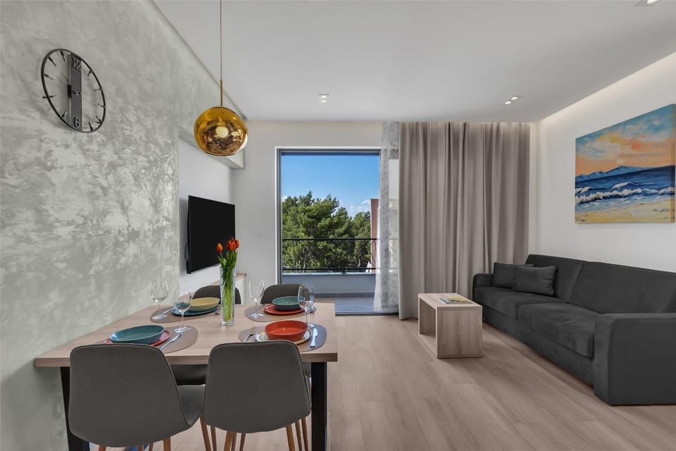 Lovre Apartment in Makarska