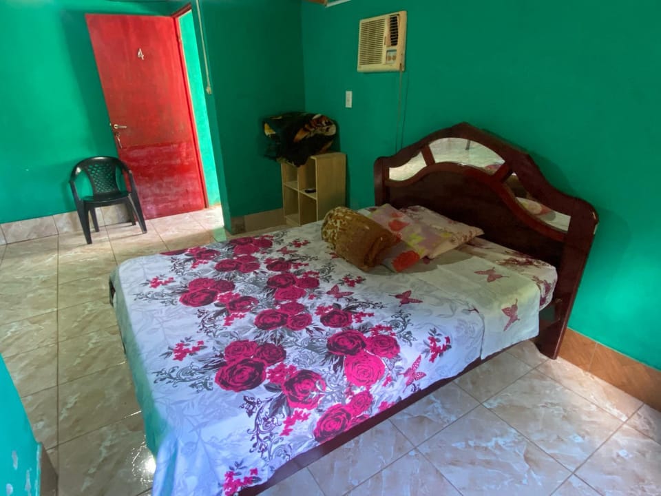 LOLI Guest House Iguazú Habitaciones privadas con baño Inn in Puerto Iguazú