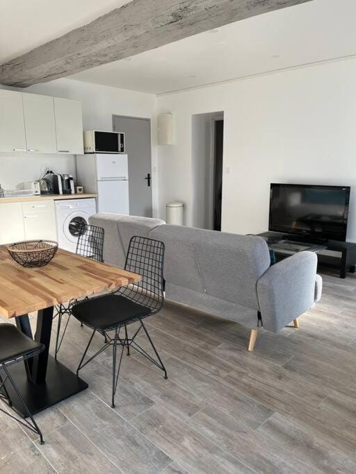 Appartement Centre de Guécélard Apartment in Pays de la Loire
