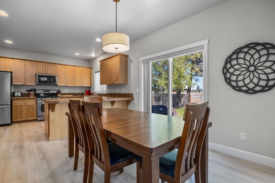 Edro Place House in Bend