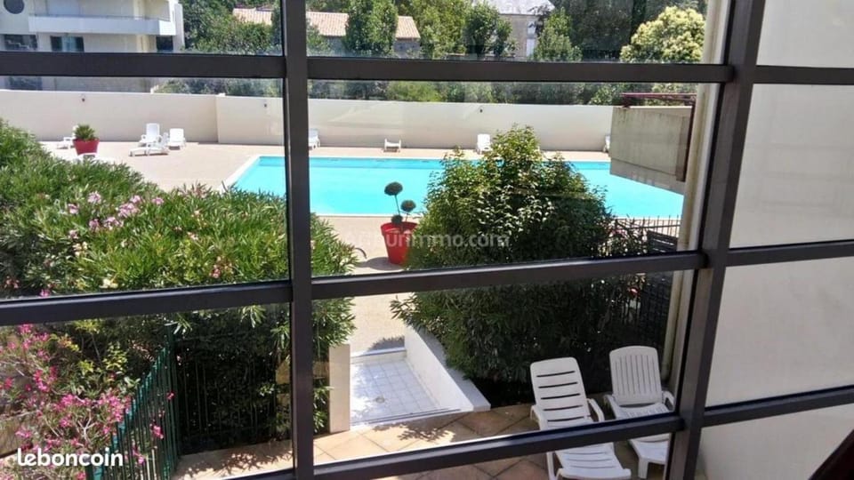 La Rochelle Minimes - Studio meublé avec piscine Apartment in La Rochelle