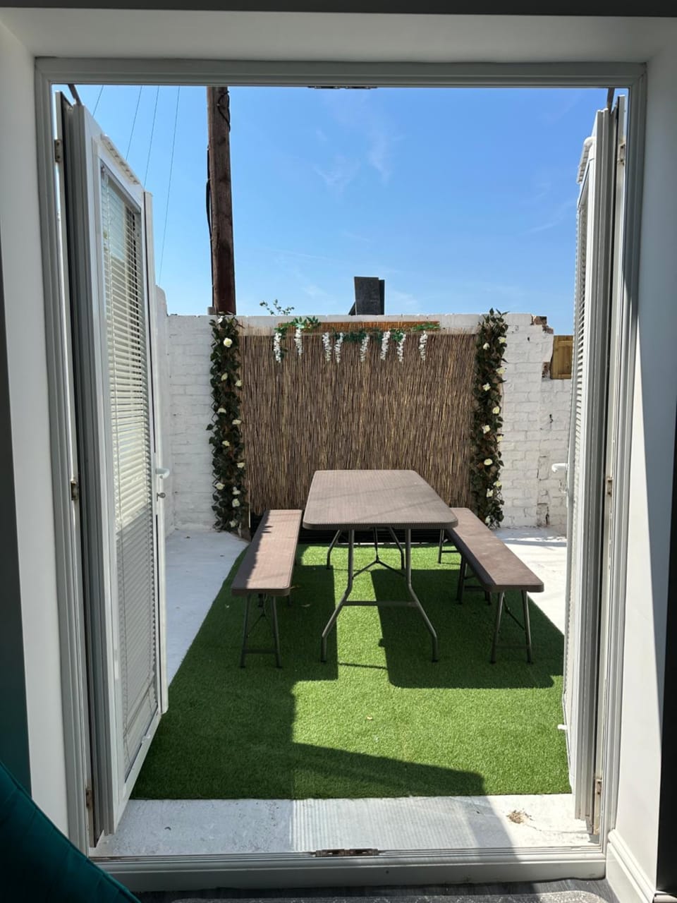 Garden, Dining area