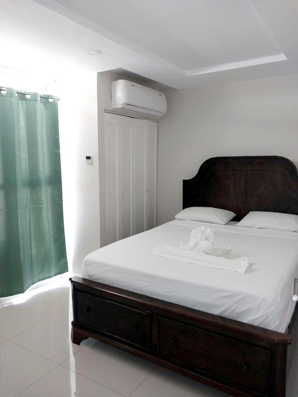 Impeccable 2-BR Apartment-Ornella Villa at Bayfront Villa Apartment in Portmore