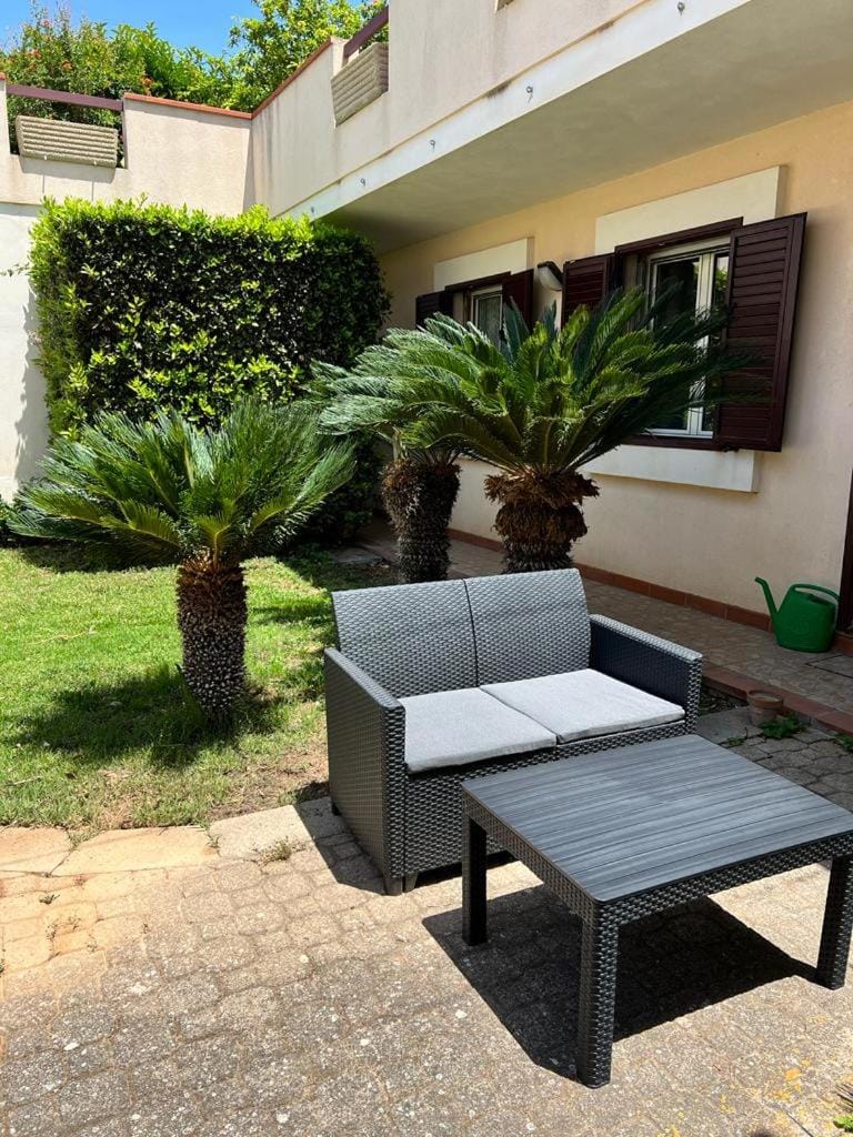 Property building, Spring, Garden, Garden view