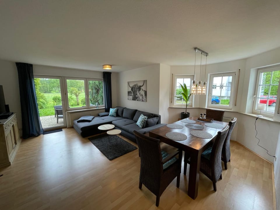 Living room, Seating area, Dining area