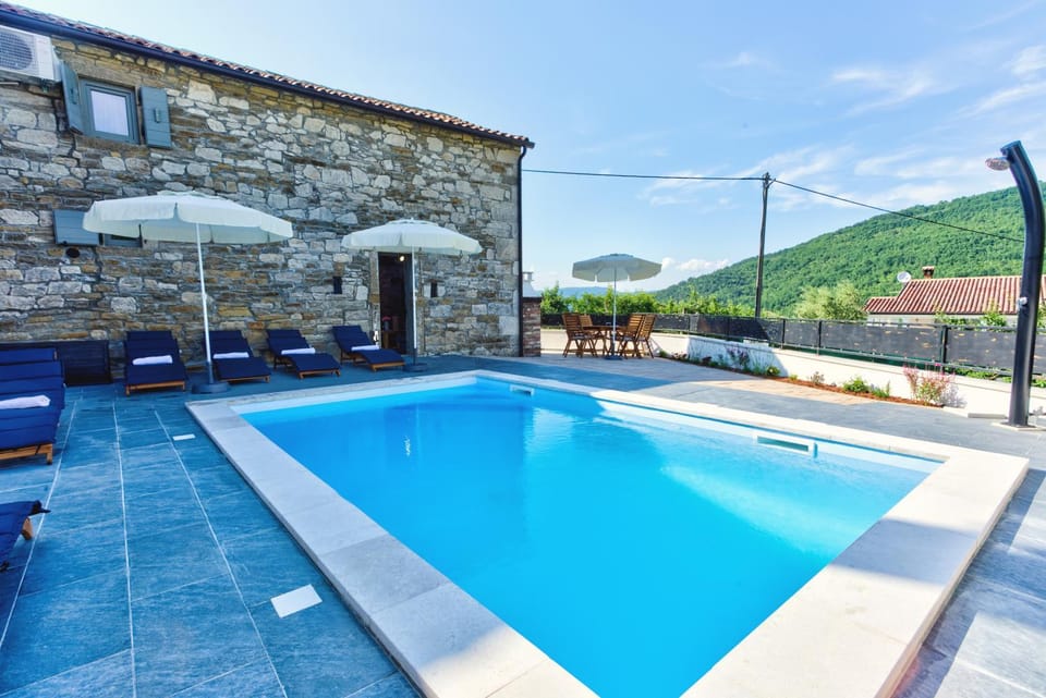 Natural landscape, Swimming pool, sunbed