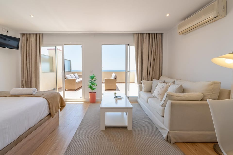 OleHolidays 831 Romana Playa vistas al mar Apartment in Marbella
