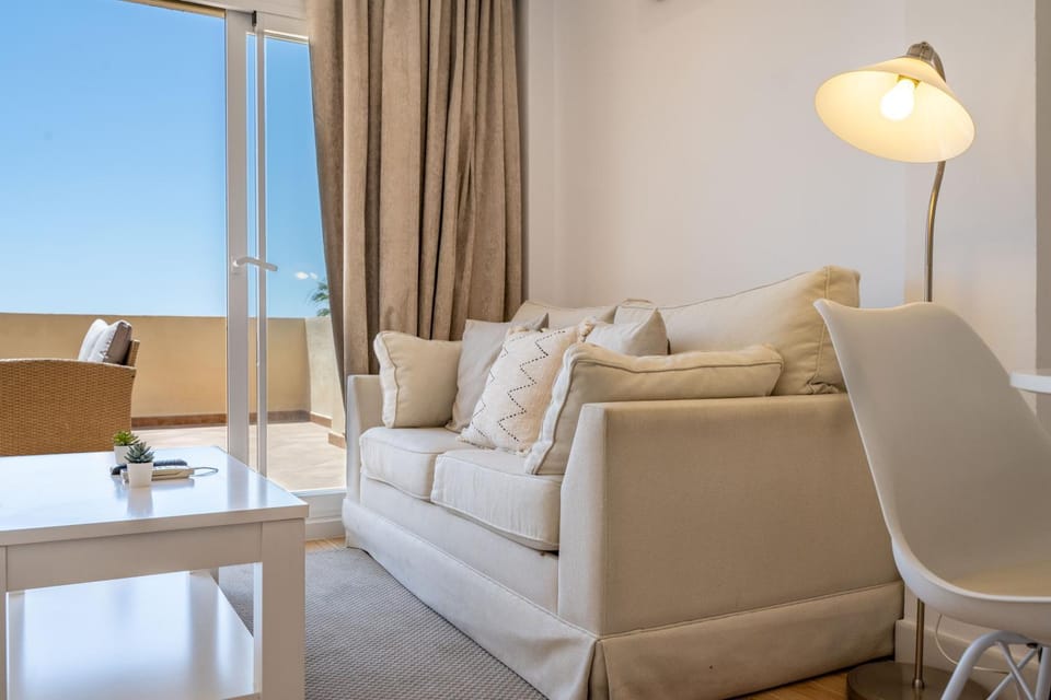 OleHolidays 831 Romana Playa vistas al mar Apartment in Marbella