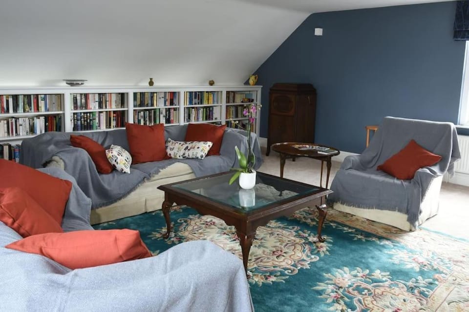 Cotswold dog-friendly holiday home House in Stroud District