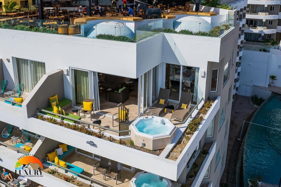 Sandoval Ocean Front Penthouse at Corazon Resort Apartment hotel in Cabo San Lucas