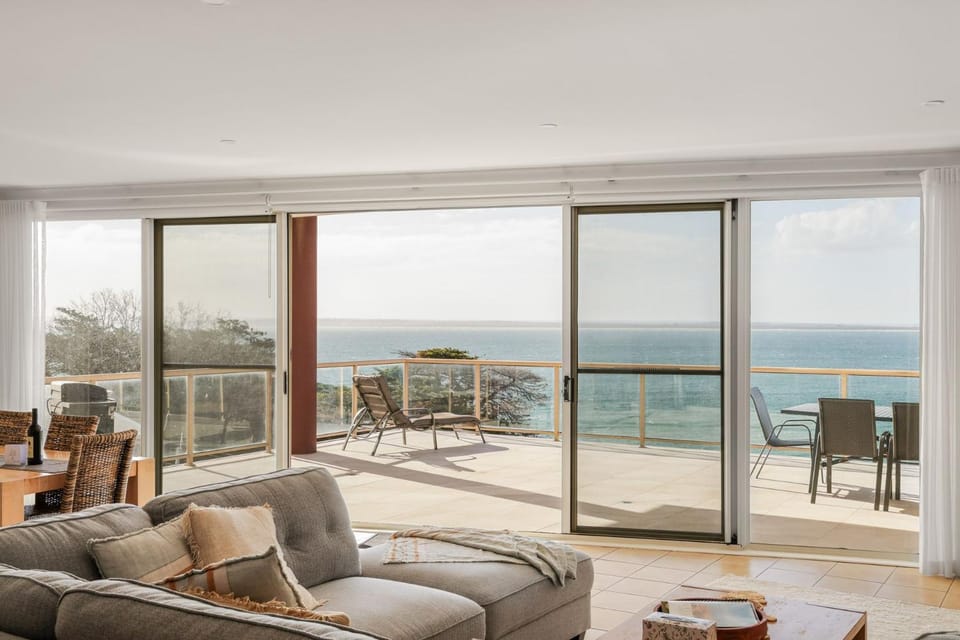Phillip Island Escape on the Esplanade Apartment in Cowes