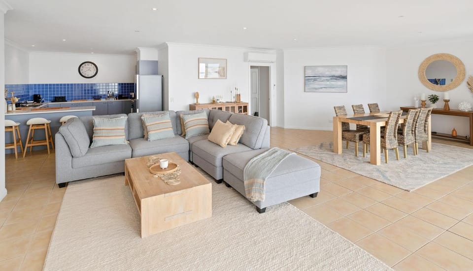 Phillip Island Escape on the Esplanade Apartment in Cowes