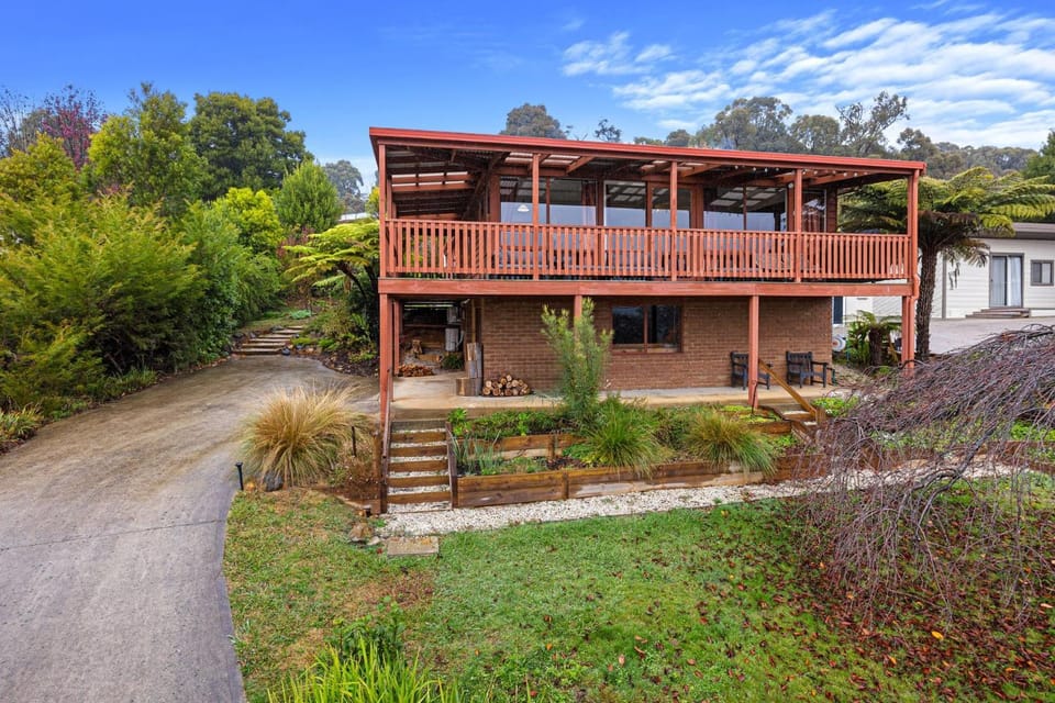 Property building, Garden, Garden view
