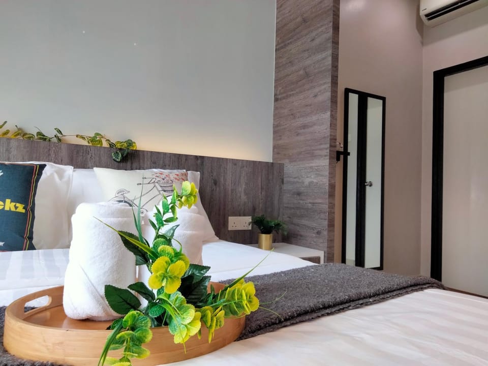 Bed, Photo of the whole room, Bedroom, air conditioner