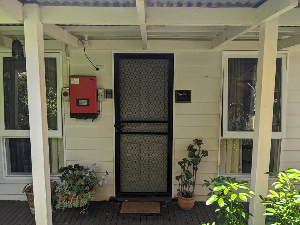 Large garden block with multiple dwellings in the centre of Bendigo House in Bendigo